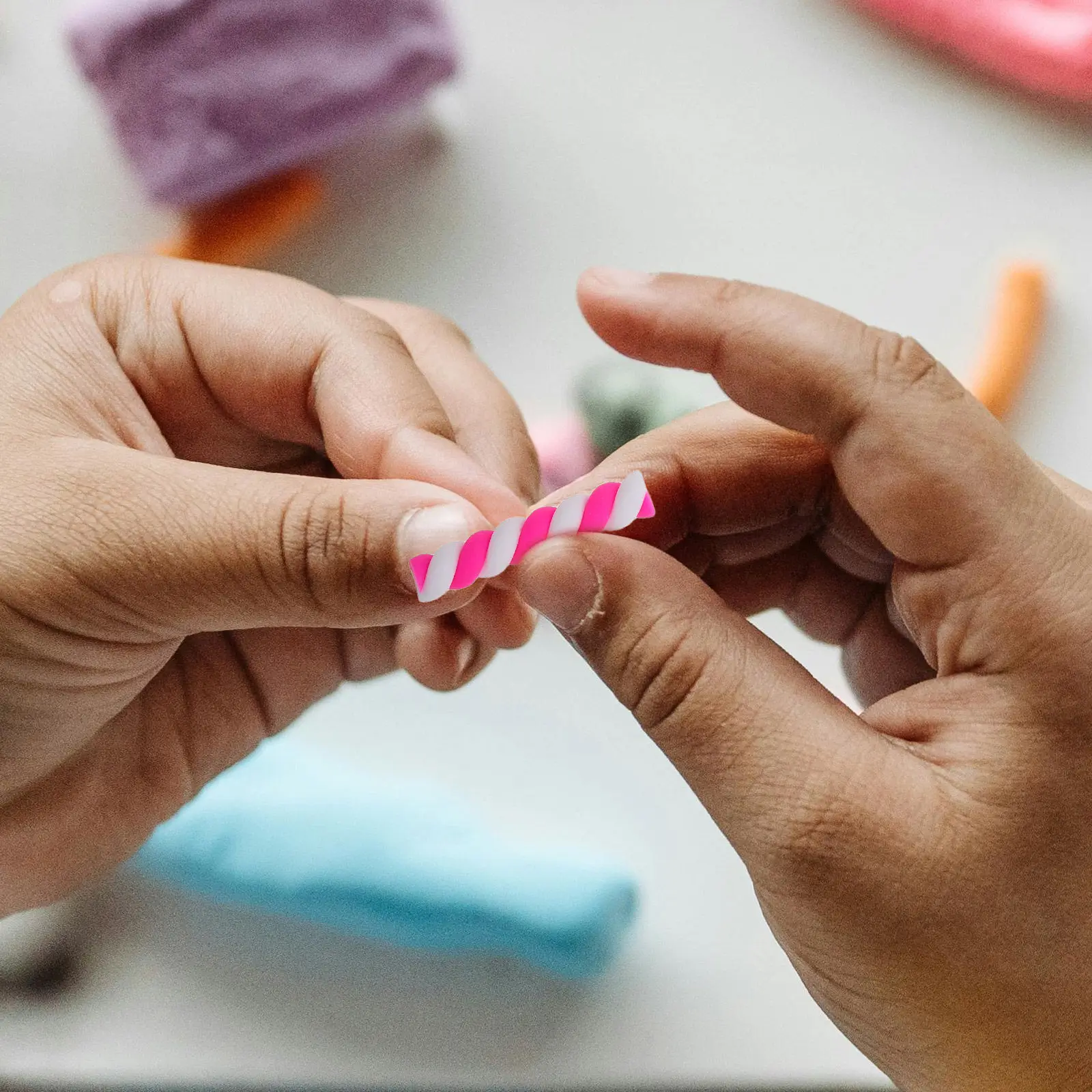 10 наборов разноцветных подвесок-леденцов из полимерной глины, мини-украшения в виде конфет для DIY-чехлов для телефонов, скрапбукинга и поделок
10 наборов разноцветных подвесок-леденцов из полимерной глины, мини-украшения в виде конфет для DIY-чехлов для телефонов, скрапбукинга и поделок