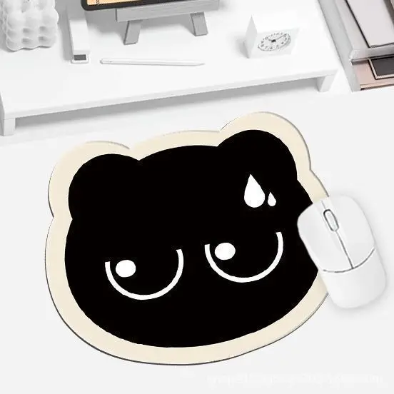 Mouse Cartoon Cat Pattern Oversized Office Game Animation Dirty-resistant Mouse Pad, Cartoon Six Cat Faces Cute
Mouse Cartoon Cat Pattern Oversized Office Game Animation Dirty-resistant Mouse Pad, Cartoon Six Cat Faces Cute
