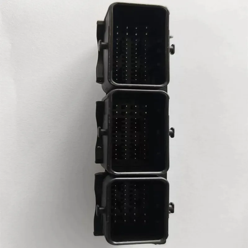 Automotive MOLEX connector 154P 347630005 347630001 DJ71281-1.5-3.5-10 128P pin header
Automotive MOLEX connector 154P 347630005 347630001 DJ71281-1.5-3.5-10 128P pin header