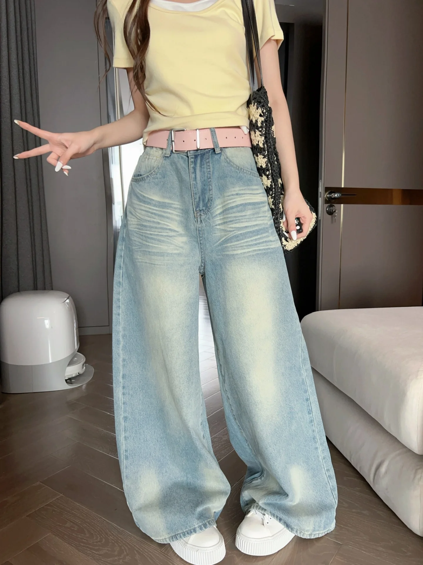 Slimming Fashionable Women's Jeans Loose Casual Pants High Waist Zipper Spring Season Ladies Comfortable Fit Denim
Slimming Fashionable Women's Jeans Loose Casual Pants High Waist Zipper Spring Season Ladies Comfortable Fit Denim