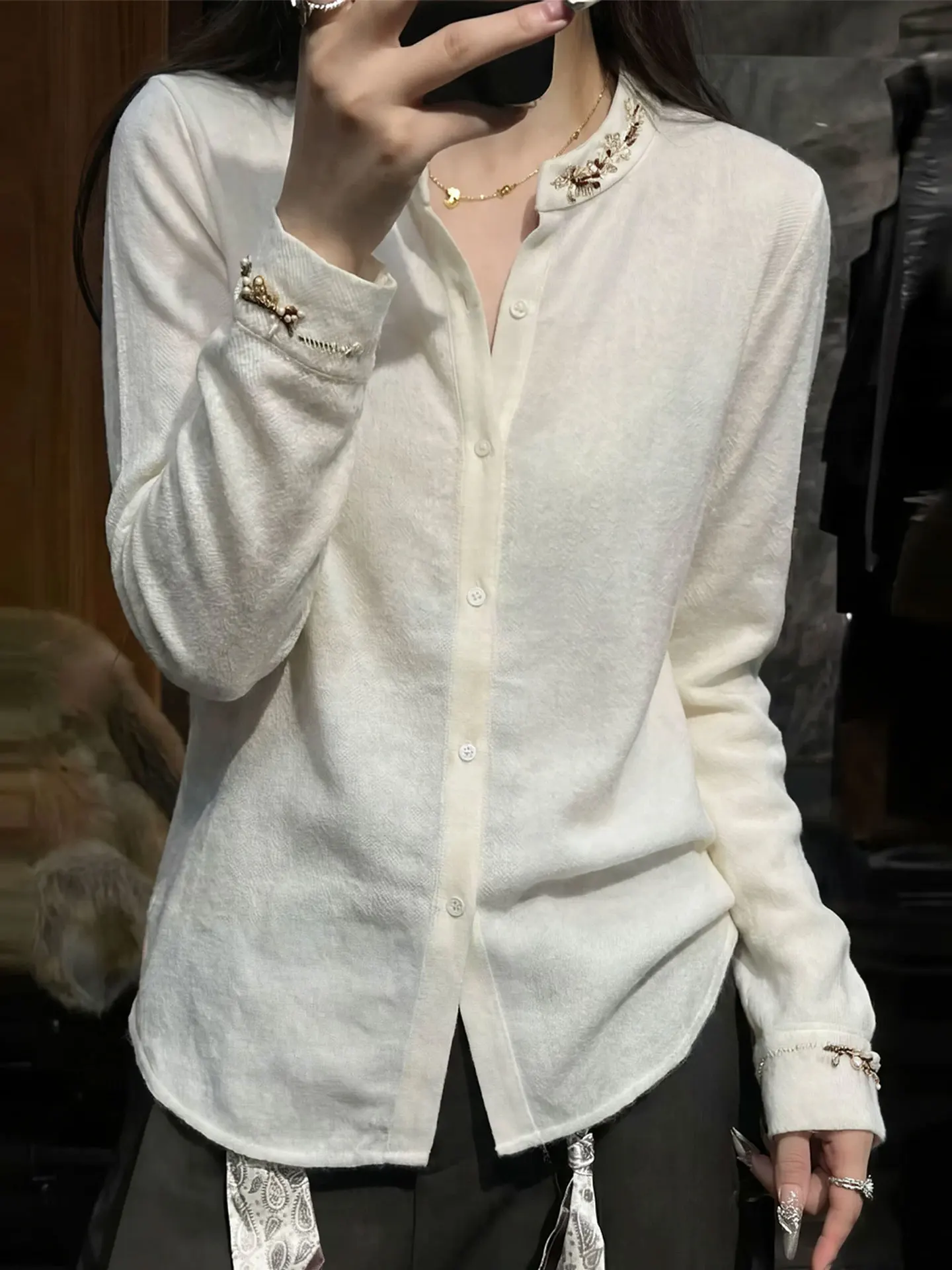 Korean Style round Neck Single Button Long Sleeve Shirt Casual Slimming Simple Versatile High End Feeling Women's Top
Korean Style round Neck Single Button Long Sleeve Shirt Casual Slimming Simple Versatile High End Feeling Women's Top