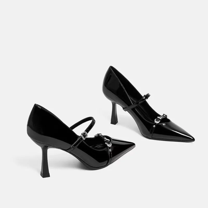 Temperament One Strap Stiletto Heel High Heels Women's Niche Design Metal Buckle Pointed Toe Shoes
Temperament One Strap Stiletto Heel High Heels Women's Niche Design Metal Buckle Pointed Toe Shoes