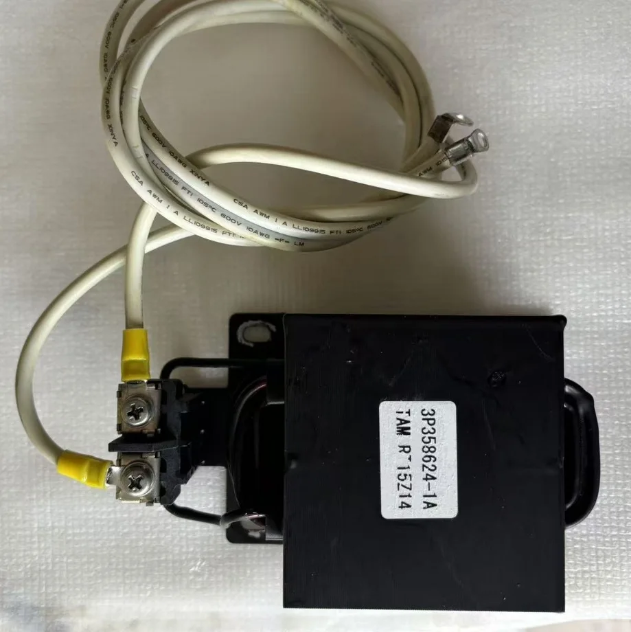 3P358624-1A Suitable for Daikin air conditioner reactor TAM RT15Z14 transformer 2P333903-1B
3P358624-1A Suitable for Daikin air conditioner reactor TAM RT15Z14 transformer 2P333903-1B