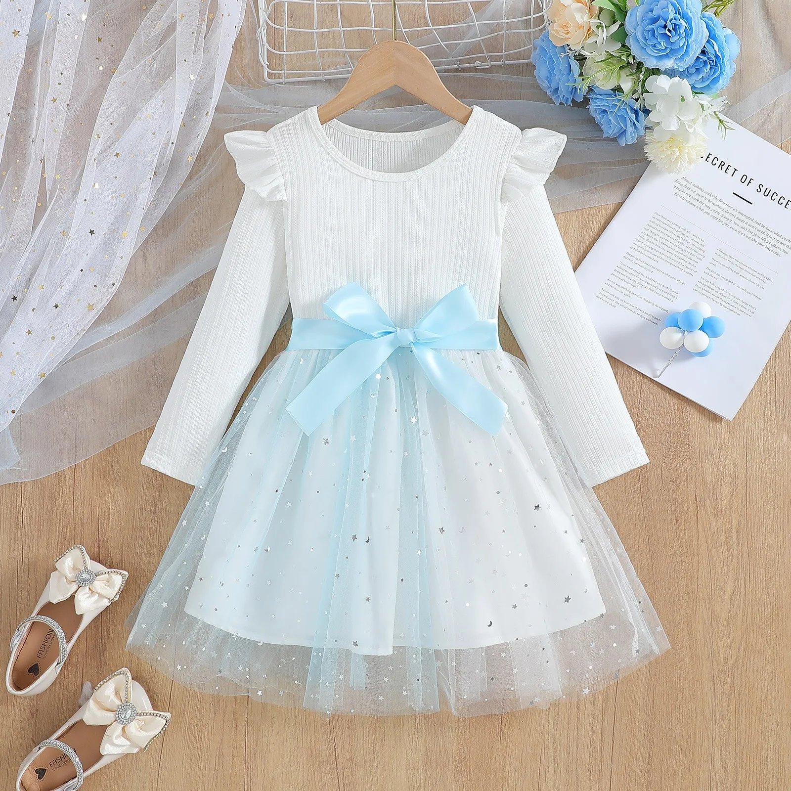 Girls Clothes 2025 New Princess Dresses White Long Sleeve Kids Dress Party Baby Dresses for Children Clothing Fashion 2-8Y
Girls Clothes 2025 New Princess Dresses White Long Sleeve Kids Dress Party Baby Dresses for Children Clothing Fashion 2-8Y