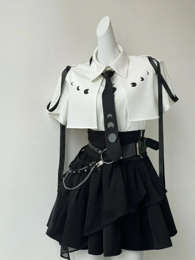 Womens Outfits Y2k Button Design Tops + Black High Waist Retro Skirt Female Belt Party Sets Gothic Vintage Elegant 3 Piece Sets
Womens Outfits Y2k Button Design Tops + Black High Waist Retro Skirt Female Belt Party Sets Gothic Vintage Elegant 3 Piece Sets