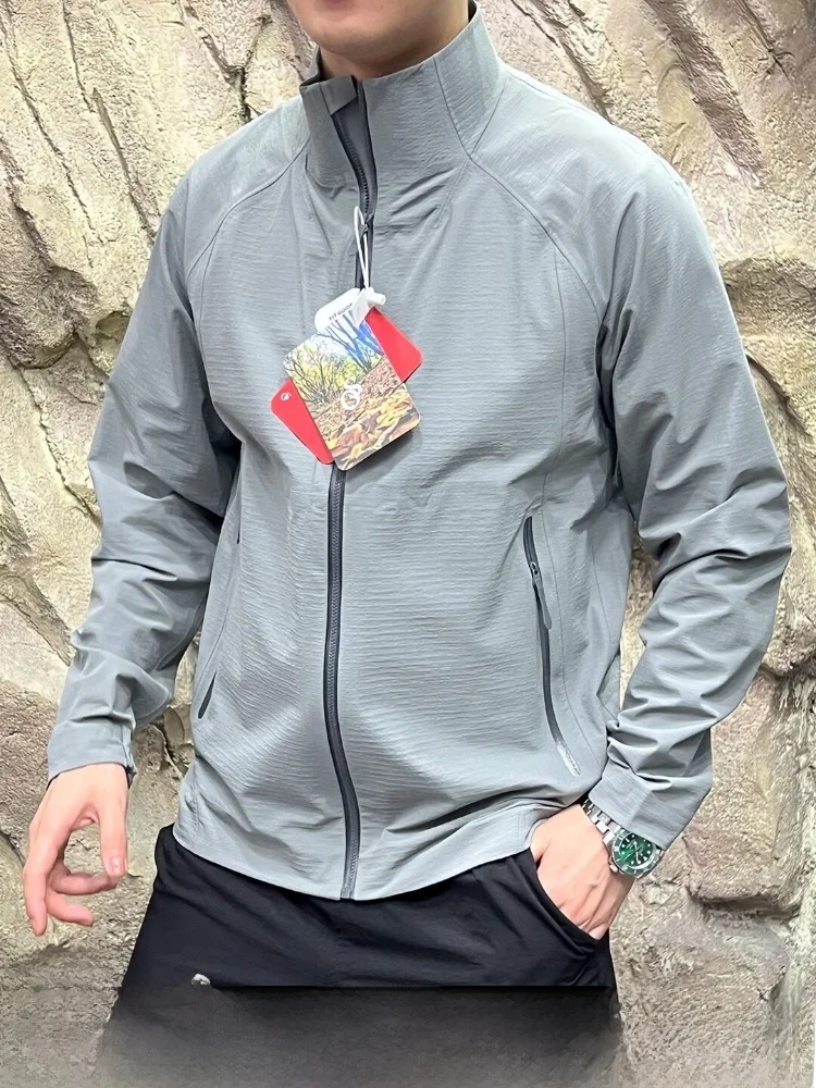 Outdoor Men's Soft Jacket High End Full Pressure Glue Anti Tear Waterproof Function Series Youth Trend Spring Autumn
Outdoor Men's Soft Jacket High End Full Pressure Glue Anti Tear Waterproof Function Series Youth Trend Spring Autumn