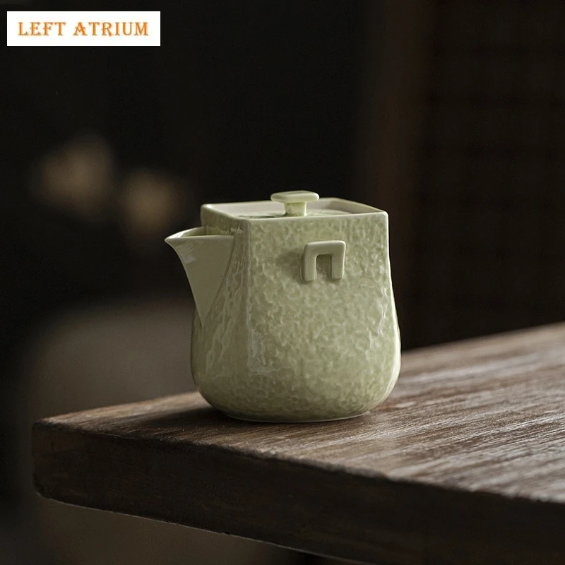 Vintage Uneven Porcelain Kettle Porcelain Green Handle Teapot Tea Ceremony Set Tea Tie Guan Yin Jasmine Teaware Type
Vintage Uneven Porcelain Kettle Porcelain Green Handle Teapot Tea Ceremony Set Tea Tie Guan Yin Jasmine Teaware Type