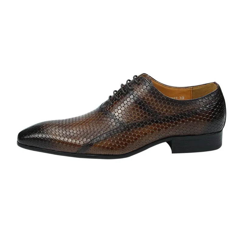 Luxury office Shoes New Trendy British Style Exquisite Carved Designer Lace Up Retro Genuine Leather Fashion Business Dress Shoe
Luxury office Shoes New Trendy British Style Exquisite Carved Designer Lace Up Retro Genuine Leather Fashion Business Dress Shoe
