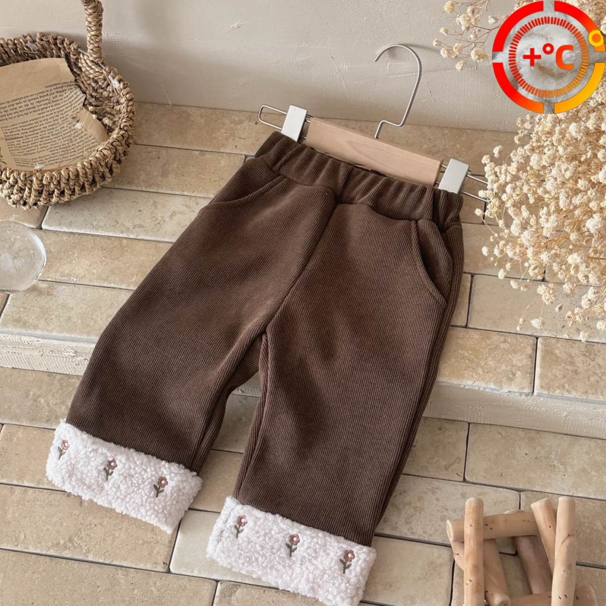 New Autumn Winter Toddler Girls Casual Velvet Thickened Pants Children Kids Warm Trousers Loose Pants Outside Versatile
New Autumn Winter Toddler Girls Casual Velvet Thickened Pants Children Kids Warm Trousers Loose Pants Outside Versatile