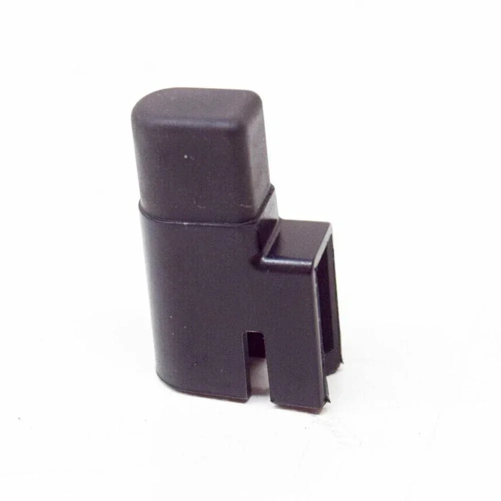 Direct Replacement Easy Installation Practical Fuel Filler Flap Car Accessories 7H0809948 High Quality Material
Direct Replacement Easy Installation Practical Fuel Filler Flap Car Accessories 7H0809948 High Quality Material
