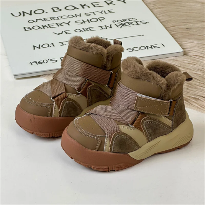 Новинка зимы 2024, детские плюшевые теплые полусапожки для мальчиков, нескользящая хлопковая обувь на толстой подошве, модные зимние сапоги на платформе для девочек, детские
Новинка зимы 2024, детские плюшевые теплые полусапожки для мальчиков, нескользящая хлопковая обувь на толстой подошве, модные зимние сапоги на платформе для девочек, детские