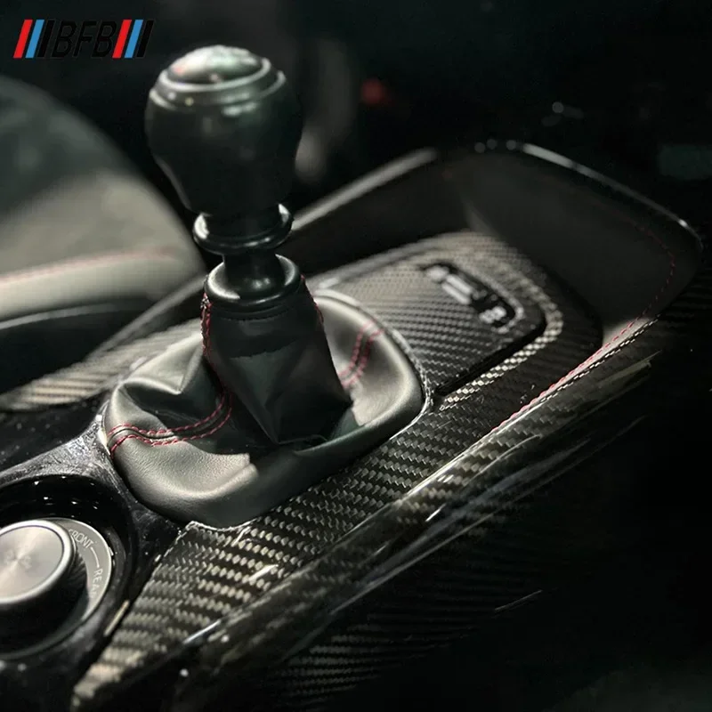 For TOYOTA Corolla GR Real Dry Carbon Fiber Central Control Gear Control Shift Panel Interior Modification Accessories 2023-2025
For TOYOTA Corolla GR Real Dry Carbon Fiber Central Control Gear Control Shift Panel Interior Modification Accessories 2023-2025