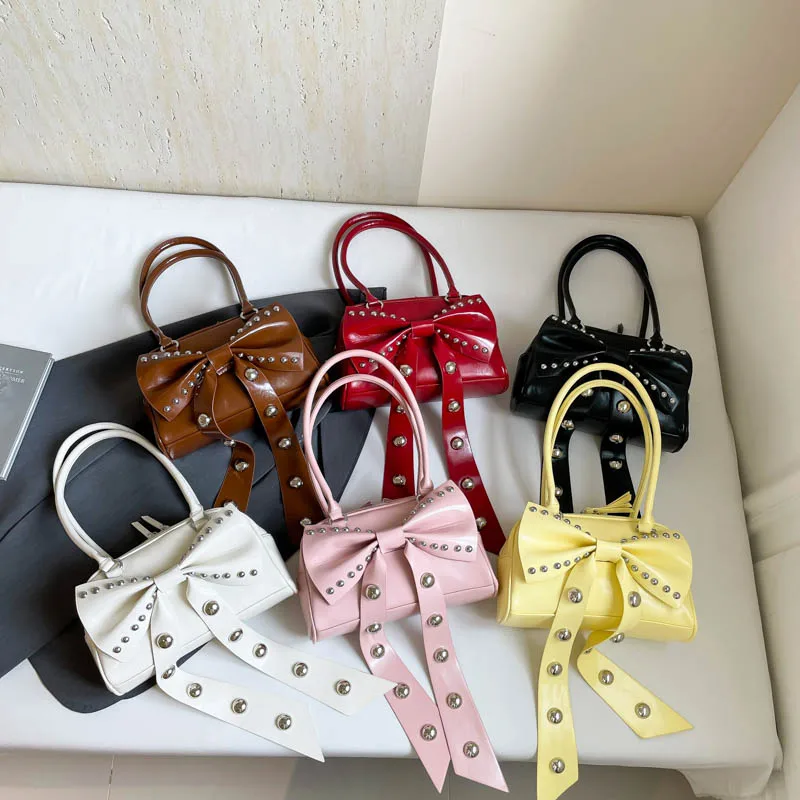 Women's Pu Leather Handbag Versatile Fashion Underarm Shoulder Commuting Bags Girl Brand Designer Zipper Handbag Korean 2025
Women's Pu Leather Handbag Versatile Fashion Underarm Shoulder Commuting Bags Girl Brand Designer Zipper Handbag Korean 2025