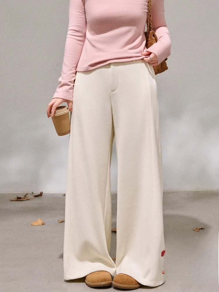 Женские повседневные брюки с высокой талией и прямыми штанинами больших размеров, с эффектом утяжки, для ранней зимы, в корейском стиле, для офиса и повседневной носки
Женские повседневные брюки с высокой талией и прямыми штанинами больших размеров, с эффектом утяжки, для ранней зимы, в корейском стиле, для офиса и повседневной носки