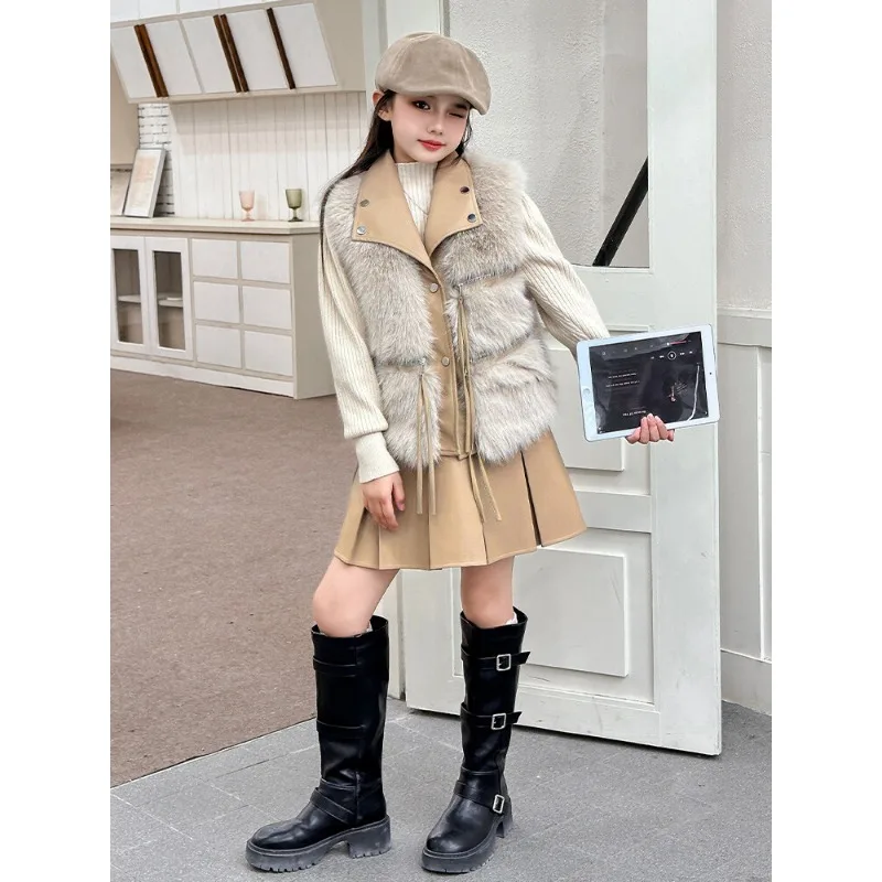 Girls' Fashionable Set 2025 New Style Fur Vest Sweater Pleated Skirt Children's Fur Vest Three Piece Set
Girls' Fashionable Set 2025 New Style Fur Vest Sweater Pleated Skirt Children's Fur Vest Three Piece Set