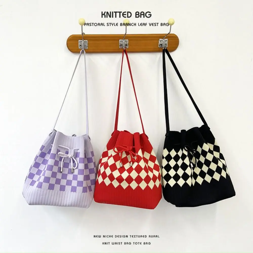 Bundle Pocket Houndstooth Bucket Bag Commute Soft Diamond Drawstring Bag Handbag Large Capacity Knitted Checked Shoulder Bag
Bundle Pocket Houndstooth Bucket Bag Commute Soft Diamond Drawstring Bag Handbag Large Capacity Knitted Checked Shoulder Bag