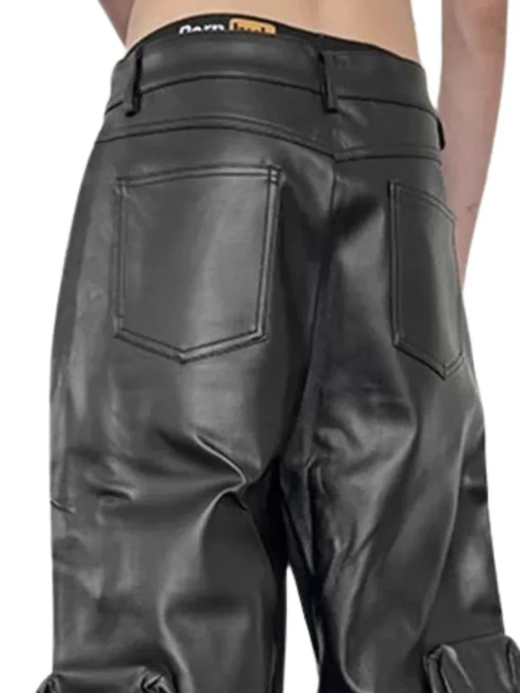 Men's Matte Faux Leather Cargo Pants Mid Waist Loose Straight Pants Multi Pocket Male Chic Y2K PU Trousers Custom Clubwear New
Men's Matte Faux Leather Cargo Pants Mid Waist Loose Straight Pants Multi Pocket Male Chic Y2K PU Trousers Custom Clubwear New