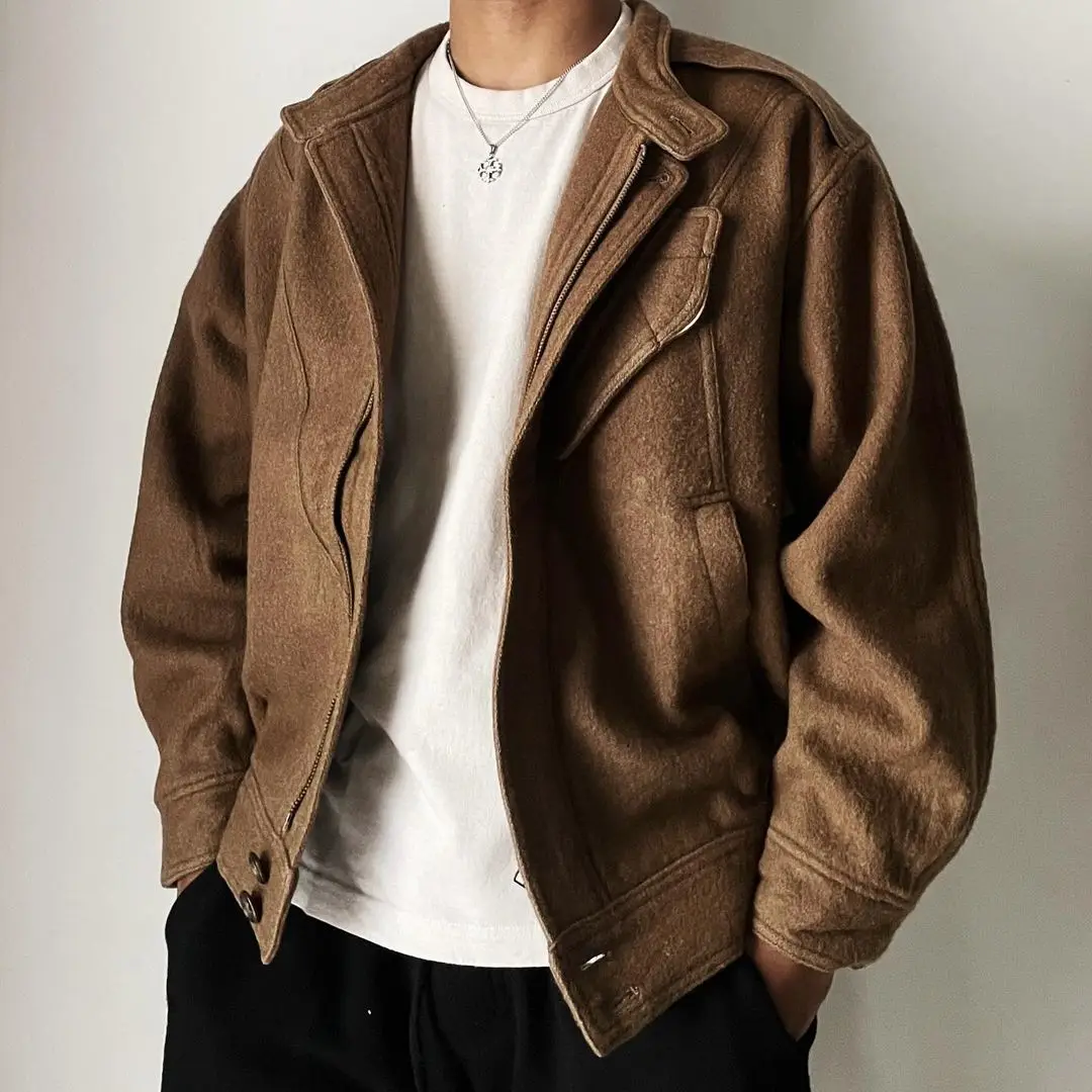 Autumn and winter fleece hip-hop hoodie men's casual top hoodie men's and women's fashionable solid color style
Autumn and winter fleece hip-hop hoodie men's casual top hoodie men's and women's fashionable solid color style