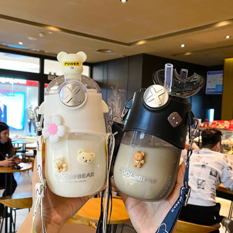 Bear Children Plastic Water Bottle With Straw Large Capacity Sports Water Cup Kids Silicone Sippy Cup For Adults Girls BPA Free
Bear Children Plastic Water Bottle With Straw Large Capacity Sports Water Cup Kids Silicone Sippy Cup For Adults Girls BPA Free