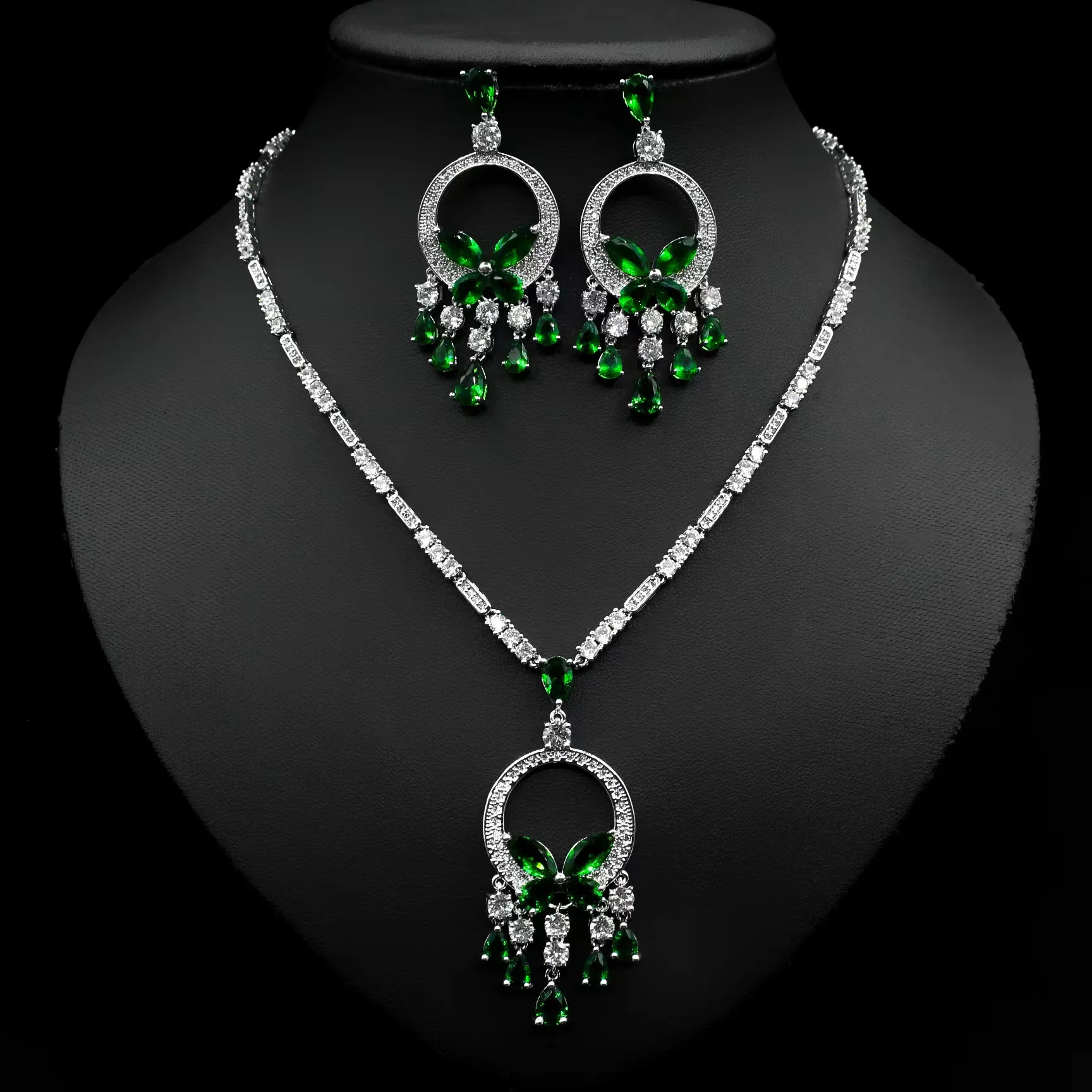EYER Fashion Luxury 2PCS Geometric Drop Bride Necklace Jewelry Set For Women Wedding Party Full Zircon Dubai Bridal jewelry Sets
EYER Fashion Luxury 2PCS Geometric Drop Bride Necklace Jewelry Set For Women Wedding Party Full Zircon Dubai Bridal jewelry Sets