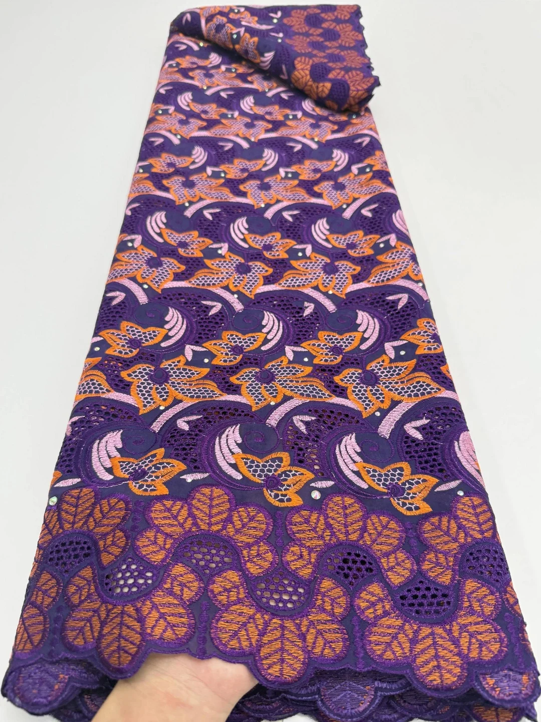 New Design 100%Cotton African Lace Fabric 2026 High Quality Dry Lace Embroidery Nigeria Swiss Voile Lace In Switzerland 5 Yards
New Design 100%Cotton African Lace Fabric 2026 High Quality Dry Lace Embroidery Nigeria Swiss Voile Lace In Switzerland 5 Yards