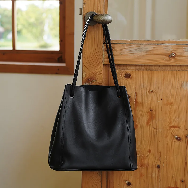 Vintage Cowhide Leather Handbags High Quality Women Tote Bucket Bag Commuter Underarm Shoulder Shopper Bag handbags crossbody
Vintage Cowhide Leather Handbags High Quality Women Tote Bucket Bag Commuter Underarm Shoulder Shopper Bag handbags crossbody