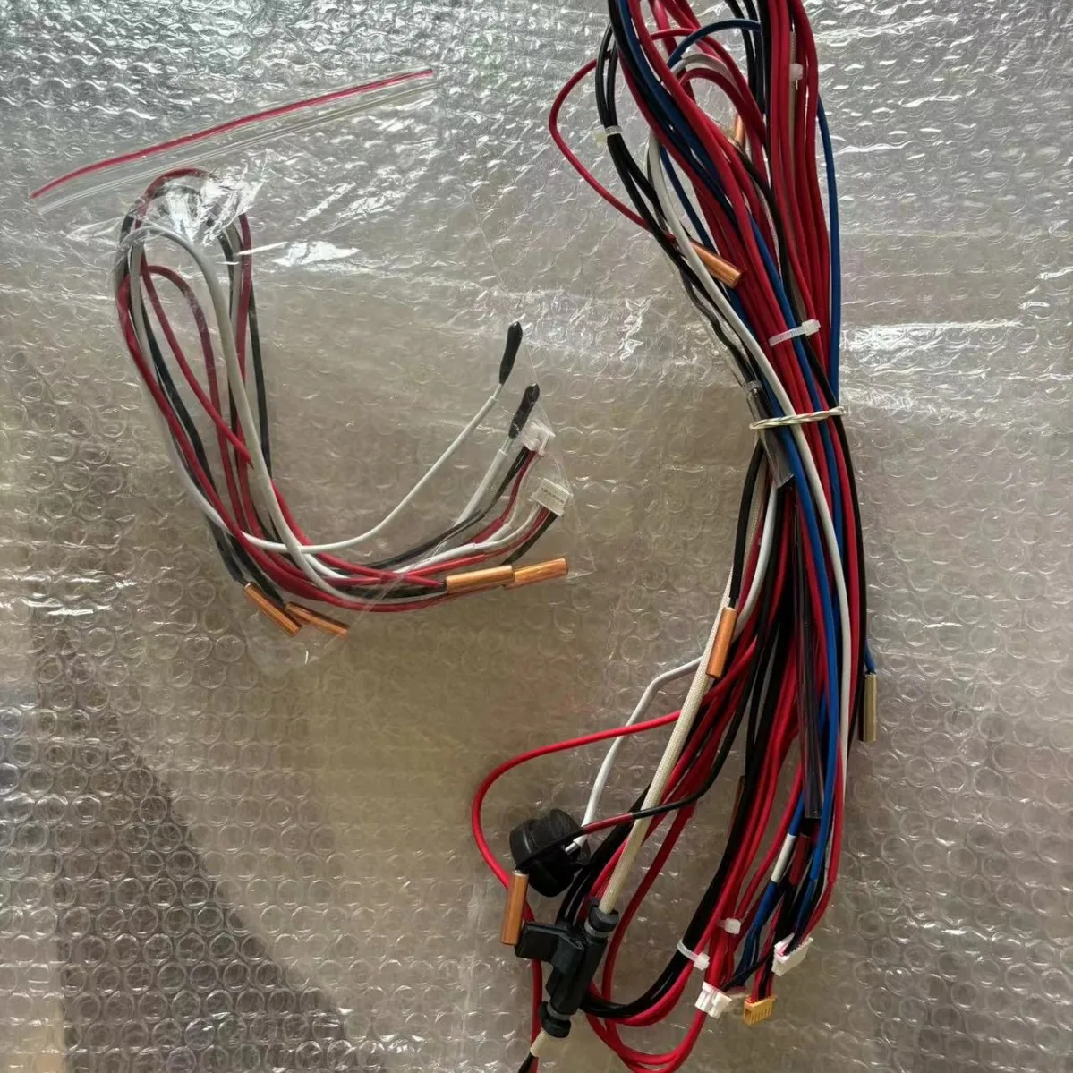 New three-star central air conditioner external unit sensor assembly DB95-02014A DB95-05010D
New three-star central air conditioner external unit sensor assembly DB95-02014A DB95-05010D