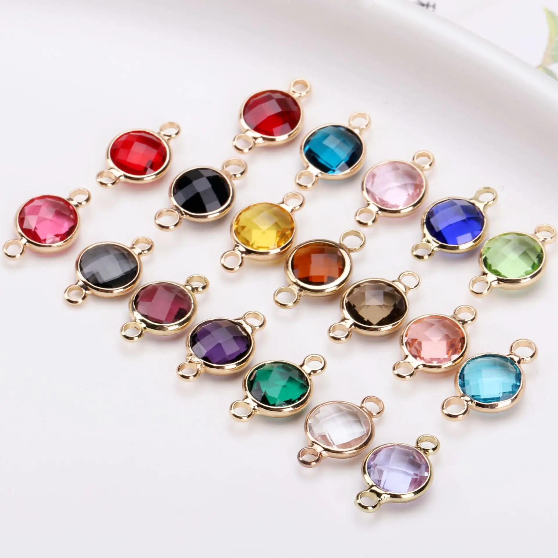 50pcs/ Bag Golad Plated Brass Bezel Round Faceted Glass Crystal Earrings Charms With Double Loops DIY Jewelry Making
50pcs/ Bag Golad Plated Brass Bezel Round Faceted Glass Crystal Earrings Charms With Double Loops DIY Jewelry Making