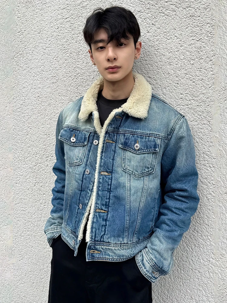 Dert American Style Lamb Fur Collar Denim Jacket Men Short Thickened Winter Cotton Coat Vintage Warm Cotton Jacket
Dert American Style Lamb Fur Collar Denim Jacket Men Short Thickened Winter Cotton Coat Vintage Warm Cotton Jacket