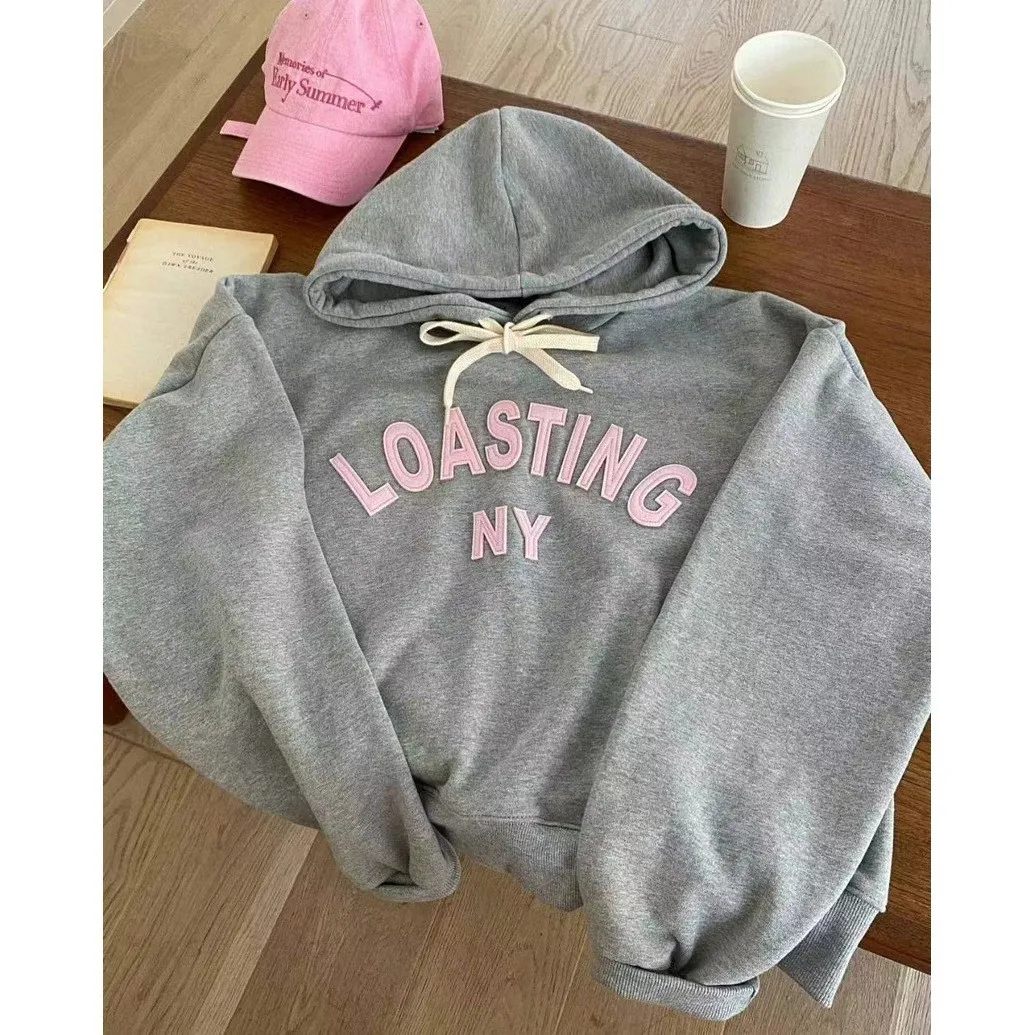 Spring 2026 Dongda Gate Casual Hooded Long Sleeve Sweatshirt Women's Loose Fit Cotton Crew Neck Patch Letter Print Sweatshirt
Spring 2026 Dongda Gate Casual Hooded Long Sleeve Sweatshirt Women's Loose Fit Cotton Crew Neck Patch Letter Print Sweatshirt