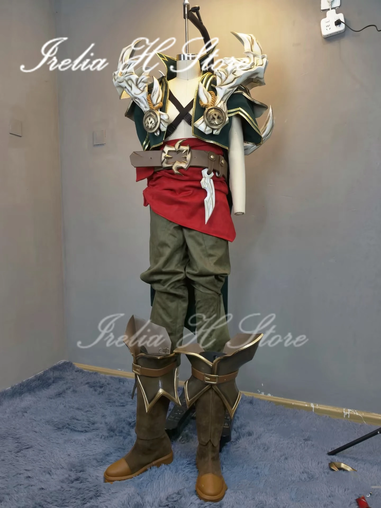 Irelia H Store Pyke from LOL the Bloodharbor Ripper pyke Cosplay Costume for man Full set high quality Custom size made
Irelia H Store Pyke from LOL the Bloodharbor Ripper pyke Cosplay Costume for man Full set high quality Custom size made