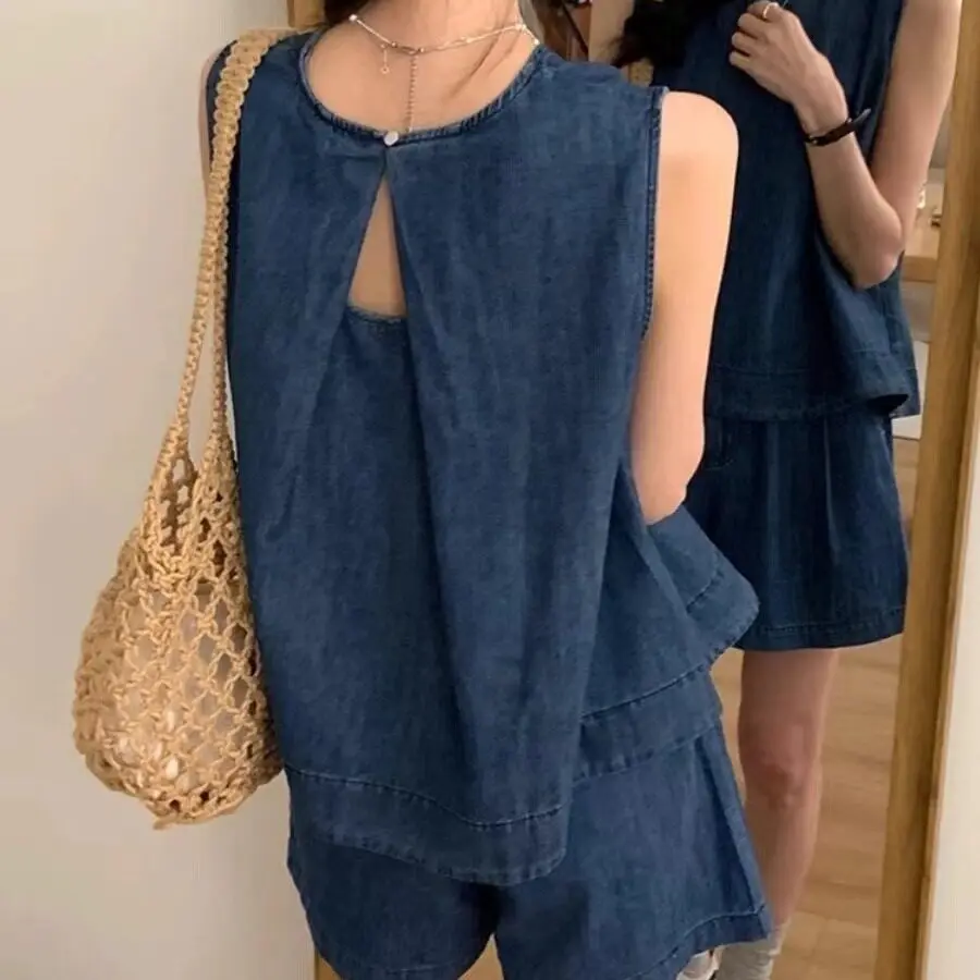 Women's Denim Vest High Waist Elastic Back Design Straight round Neck Two-Piece Set Summer Cotton Casual Fashion
Women's Denim Vest High Waist Elastic Back Design Straight round Neck Two-Piece Set Summer Cotton Casual Fashion