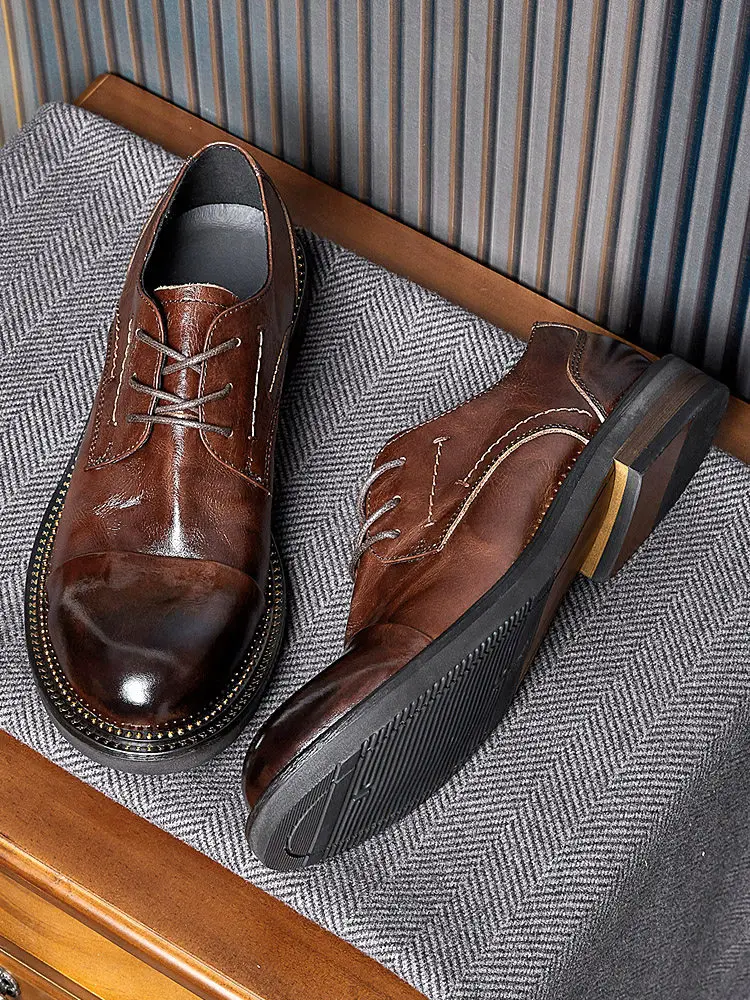 Triple Joint Business British Leather Shoes Men's Genuine Leather High-end Vintage Handmade Big Toe Shoes Men's Top Layer Cowhid
Triple Joint Business British Leather Shoes Men's Genuine Leather High-end Vintage Handmade Big Toe Shoes Men's Top Layer Cowhid