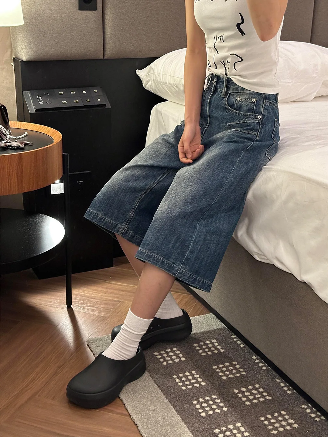 High Waist Wide Leg Jeans High Waist Vintage Distressed Straight Leg Crop Jeans Summer New Style Women's Denim Pants
High Waist Wide Leg Jeans High Waist Vintage Distressed Straight Leg Crop Jeans Summer New Style Women's Denim Pants