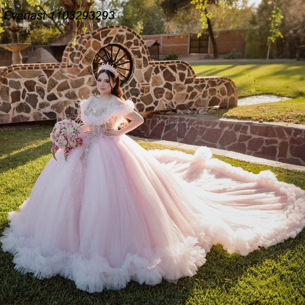 EVLAST индивидуальное мексиканское блестящее розовое платье Quinceanera, бальное платье с аппликацией из бисера и оборками, корсет Sweet 16, Vestido De 15 Anos E1Q56
EVLAST индивидуальное мексиканское блестящее розовое платье Quinceanera, бальное платье с аппликацией из бисера и оборками, корсет Sweet 16, Vestido De 15 Anos E1Q56