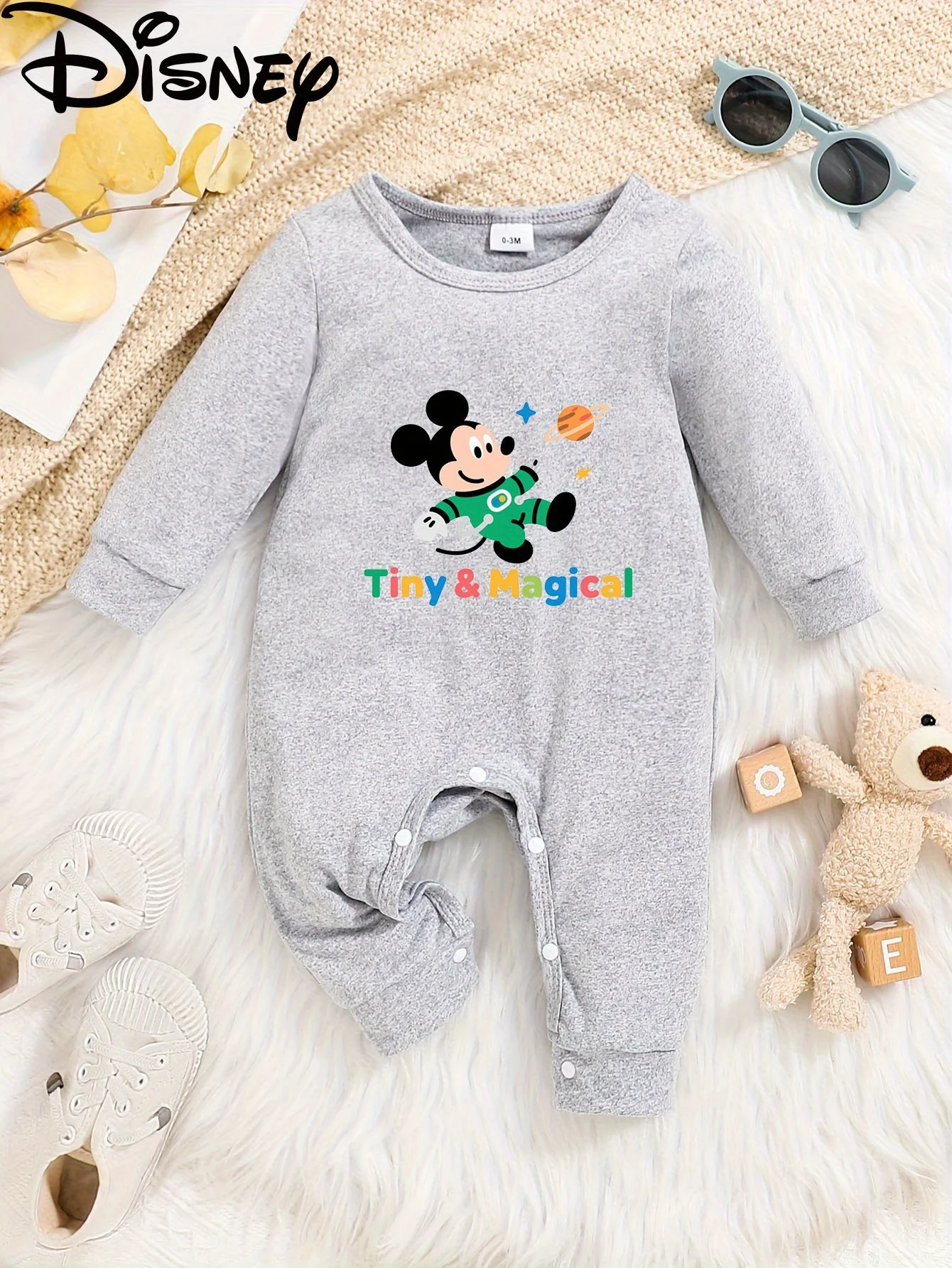 【Осанторизованный】Детский комбинезон с длинными рукавами Disney Mickey Mouse, милый узор, круглый вырез, мягкий и удобный, можно стирать в машине, подходит для всех сезонов, подходит для уличного ношения
【Осанторизованный】Детский комбинезон с длинными рукавами Disney Mickey Mouse, милый узор, круглый вырез, мягкий и удобный, можно стирать в машине, подходит для всех сезонов, подходит для уличного ношения