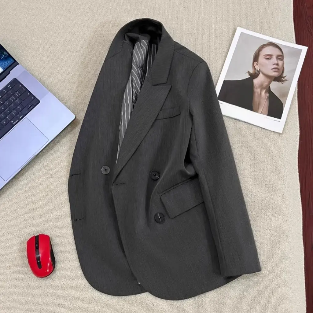 Women's Gray Suit Jacket Double-Breasted Casual Versatile Design Trendy Elegant Spring Autumn New Fashion Top
Women's Gray Suit Jacket Double-Breasted Casual Versatile Design Trendy Elegant Spring Autumn New Fashion Top