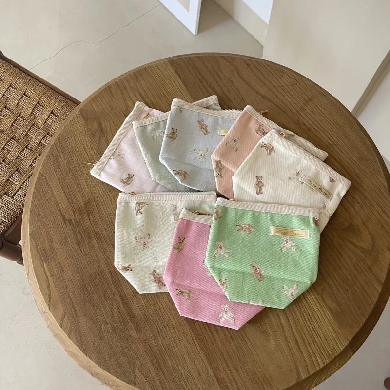 Haruharu Bear Print Storage Bag Cosmetic Bag Lipstick Organizer Cotton Material Fashionable Printed Design Women's Bag
Haruharu Bear Print Storage Bag Cosmetic Bag Lipstick Organizer Cotton Material Fashionable Printed Design Women's Bag