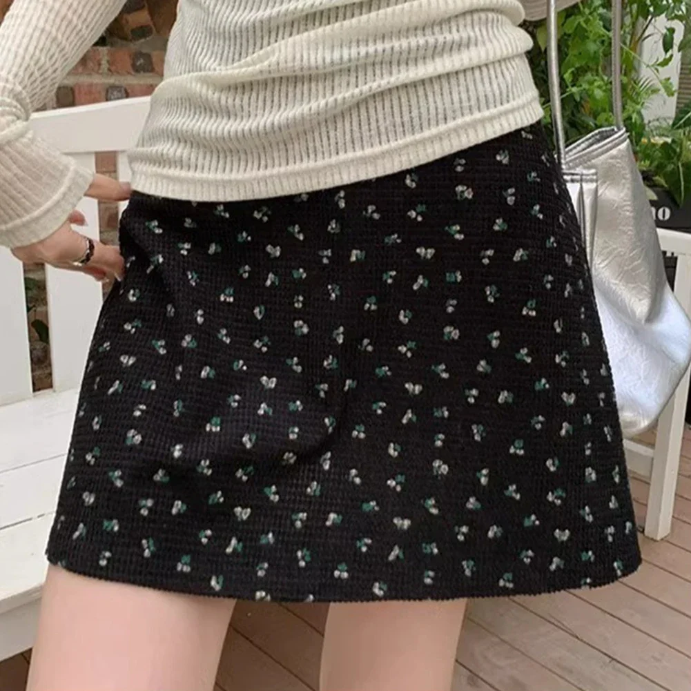 Casual Womens Skirt Floral Skirt Casual Outings High Waist Design Microelasticity Short Length All Seasons Daily Wear
Casual Womens Skirt Floral Skirt Casual Outings High Waist Design Microelasticity Short Length All Seasons Daily Wear