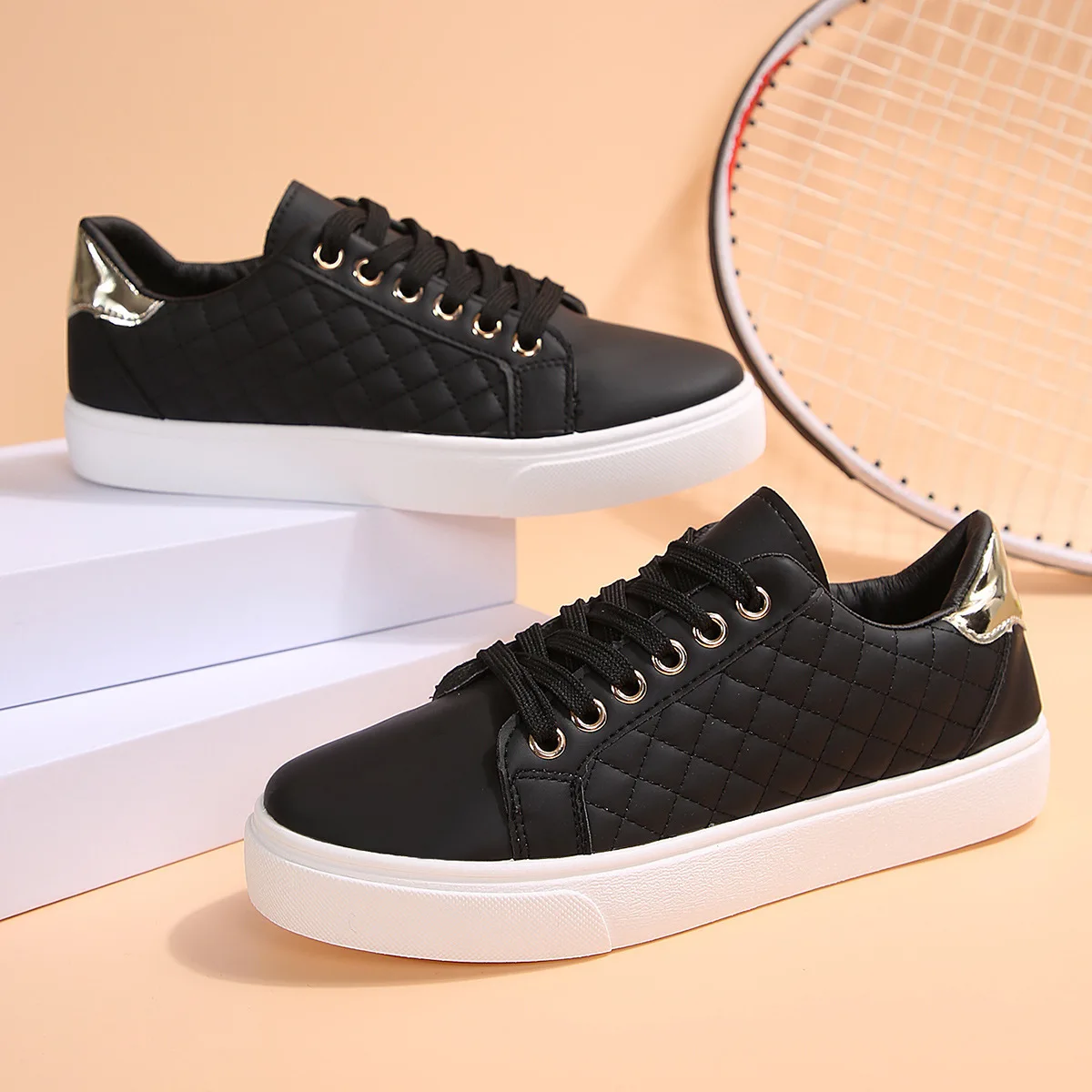Women's Sports Shoes Fashion Thick Soled Walking Women Spring/Summer Flat Shoes Lace Up Women's Black Running Shoes Hot Selling
Women's Sports Shoes Fashion Thick Soled Walking Women Spring/Summer Flat Shoes Lace Up Women's Black Running Shoes Hot Selling