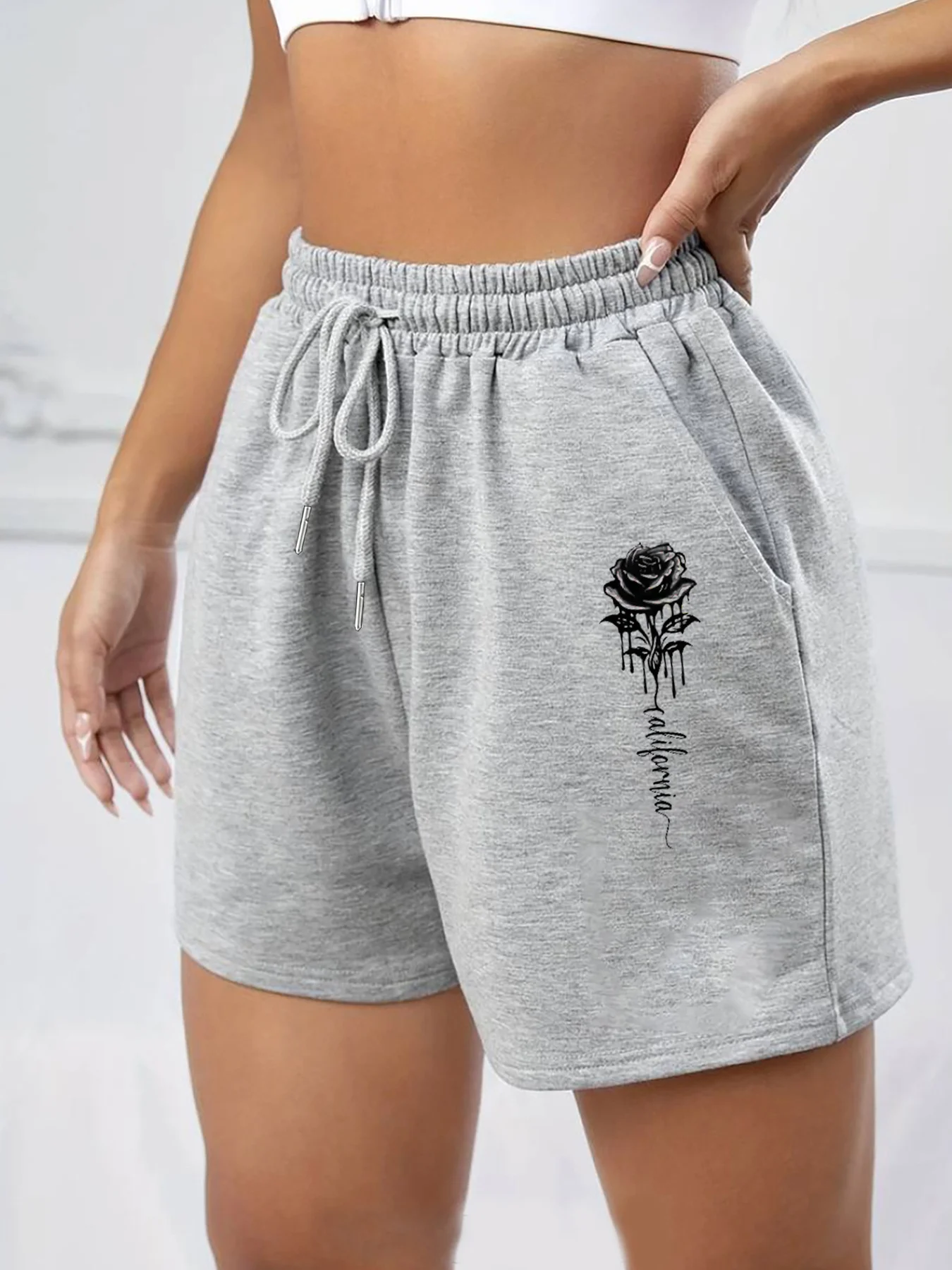 Women's Summer Flower Print Shorts Elastic Waistband Sweat-wicking and Breathable Suitable for Sports Running and Fitness
Women's Summer Flower Print Shorts Elastic Waistband Sweat-wicking and Breathable Suitable for Sports Running and Fitness