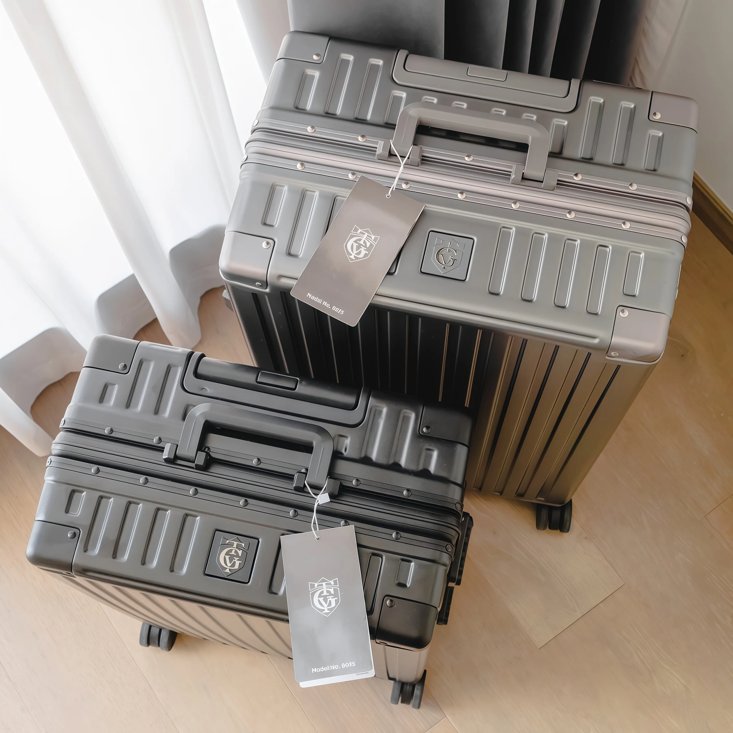 Durable Aluminum Frame Lage Bag Multi-Functional Password Travel Suitcase Boarding Leather Box New Arrival TGY2025
Durable Aluminum Frame Lage Bag Multi-Functional Password Travel Suitcase Boarding Leather Box New Arrival TGY2025