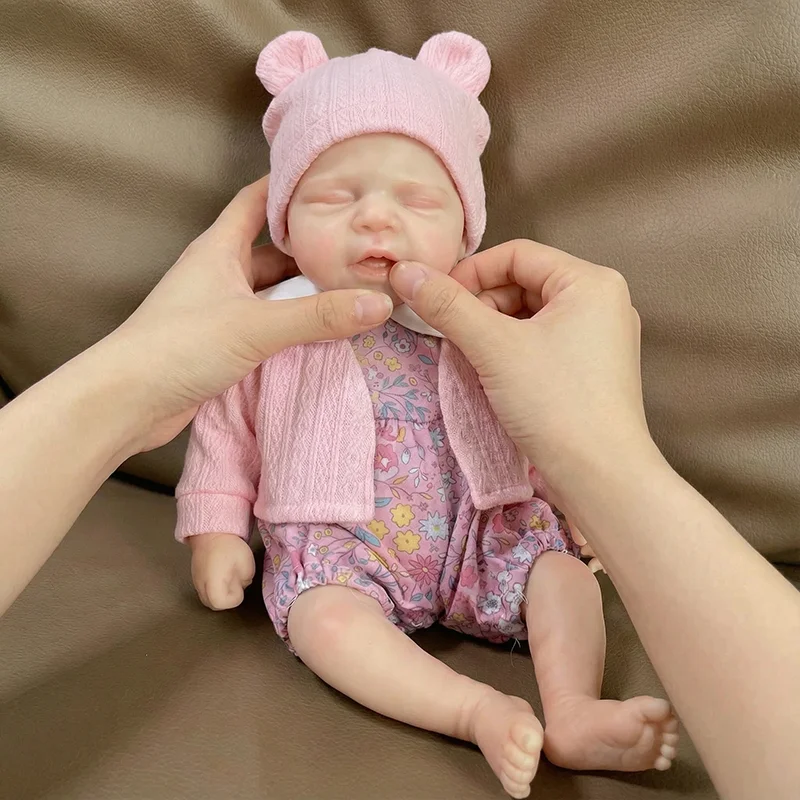 NPK 12 дюймов 100% супермягкая твердая платиновая силиконовая гибкая эластичная реалистичная кукла реборн Pascale детские куклы подарок
NPK 12 дюймов 100% супермягкая твердая платиновая силиконовая гибкая эластичная реалистичная кукла реборн Pascale детские куклы подарок