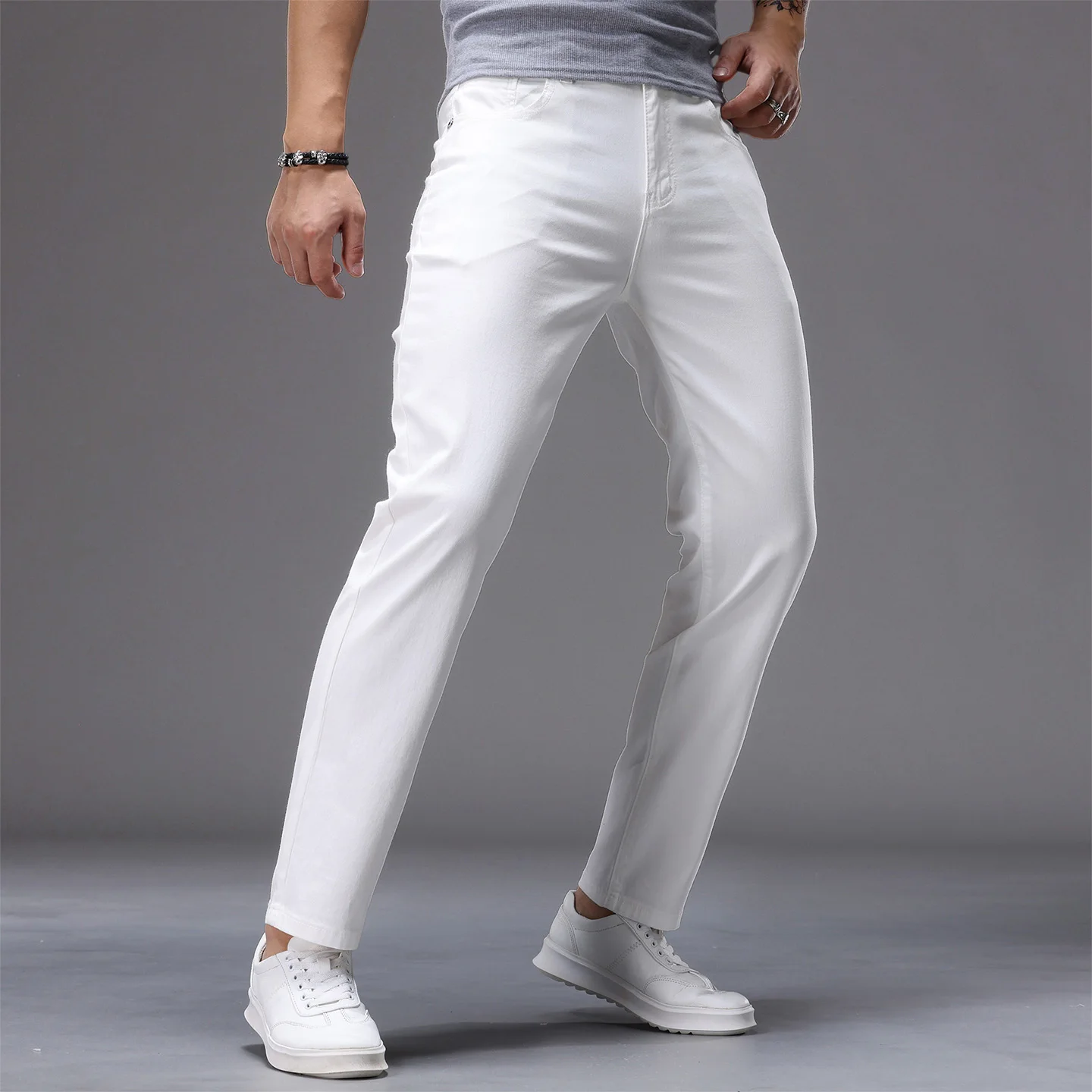 2026 spring summer brand 98% cotton stretch men's slim straight white jeans Mid-rise young men denim full length trousers pants
2026 spring summer brand 98% cotton stretch men's slim straight white jeans Mid-rise young men denim full length trousers pants