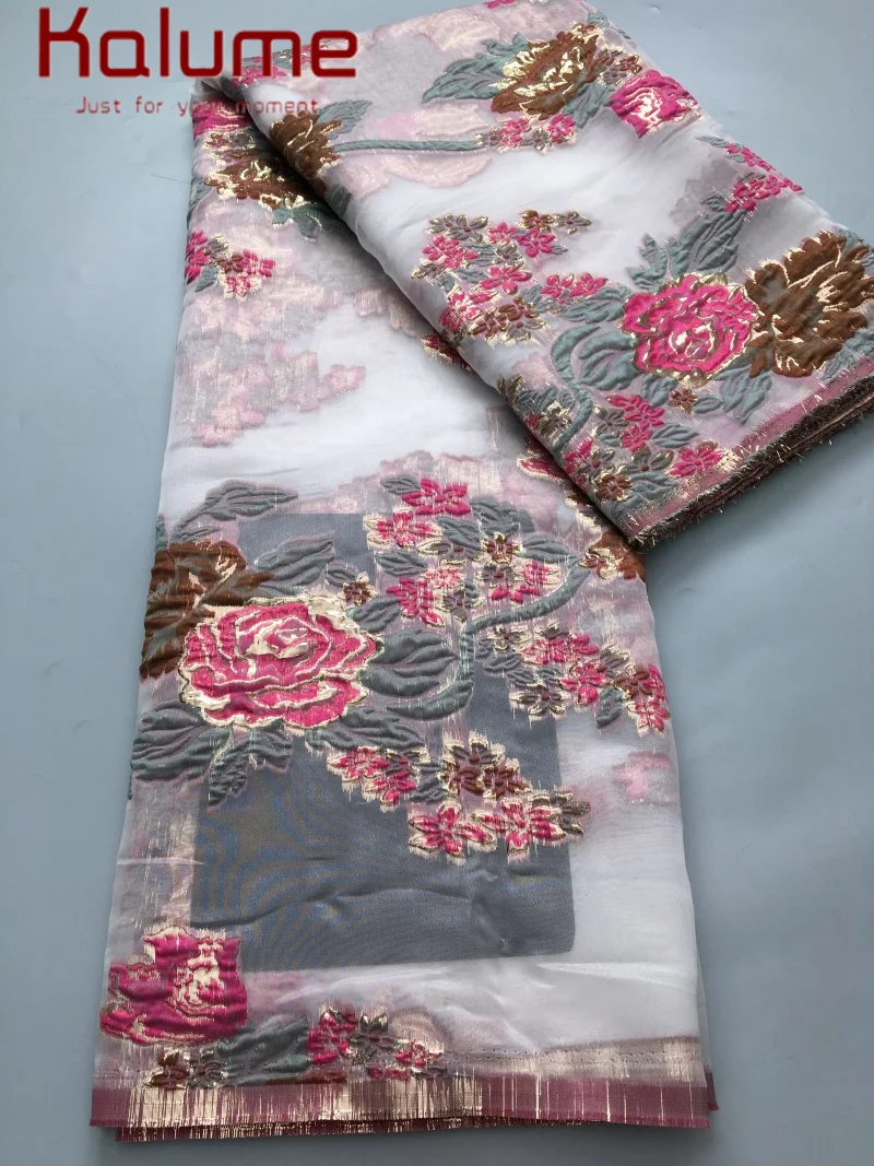 Kalume 2026 Newest Brocade Lace Fabric High Quality Jacquard Lace Fabric Beautiful African Gilding Fabric for Party Dress F4179
Kalume 2026 Newest Brocade Lace Fabric High Quality Jacquard Lace Fabric Beautiful African Gilding Fabric for Party Dress F4179