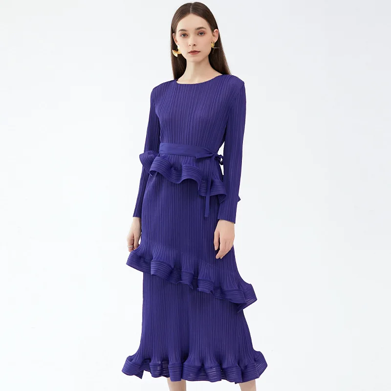 2023 Spring Miyake pleated long sleeve lace-up dress fashion casual loose thin bottoming dress for women
2023 Spring Miyake pleated long sleeve lace-up dress fashion casual loose thin bottoming dress for women