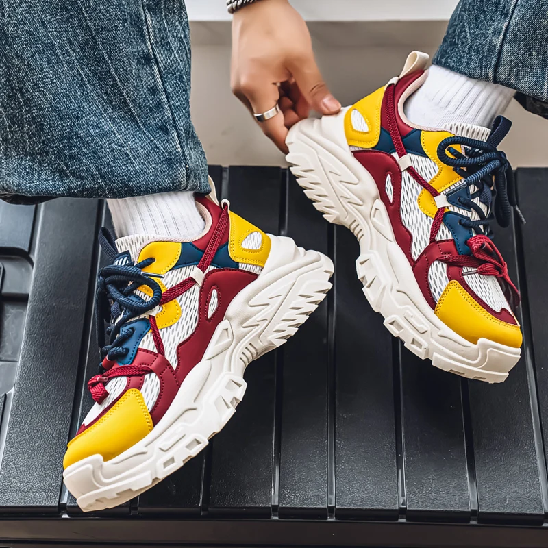 Туфли для папы: нишевый дизайн на лето 2023 г. Новые туфли, увеличивающие рост на толстой подошве, полностью ретро и повседневные.
Туфли для папы: нишевый дизайн на лето 2023 г. Новые туфли, увеличивающие рост на толстой подошве, полностью ретро и повседневные.