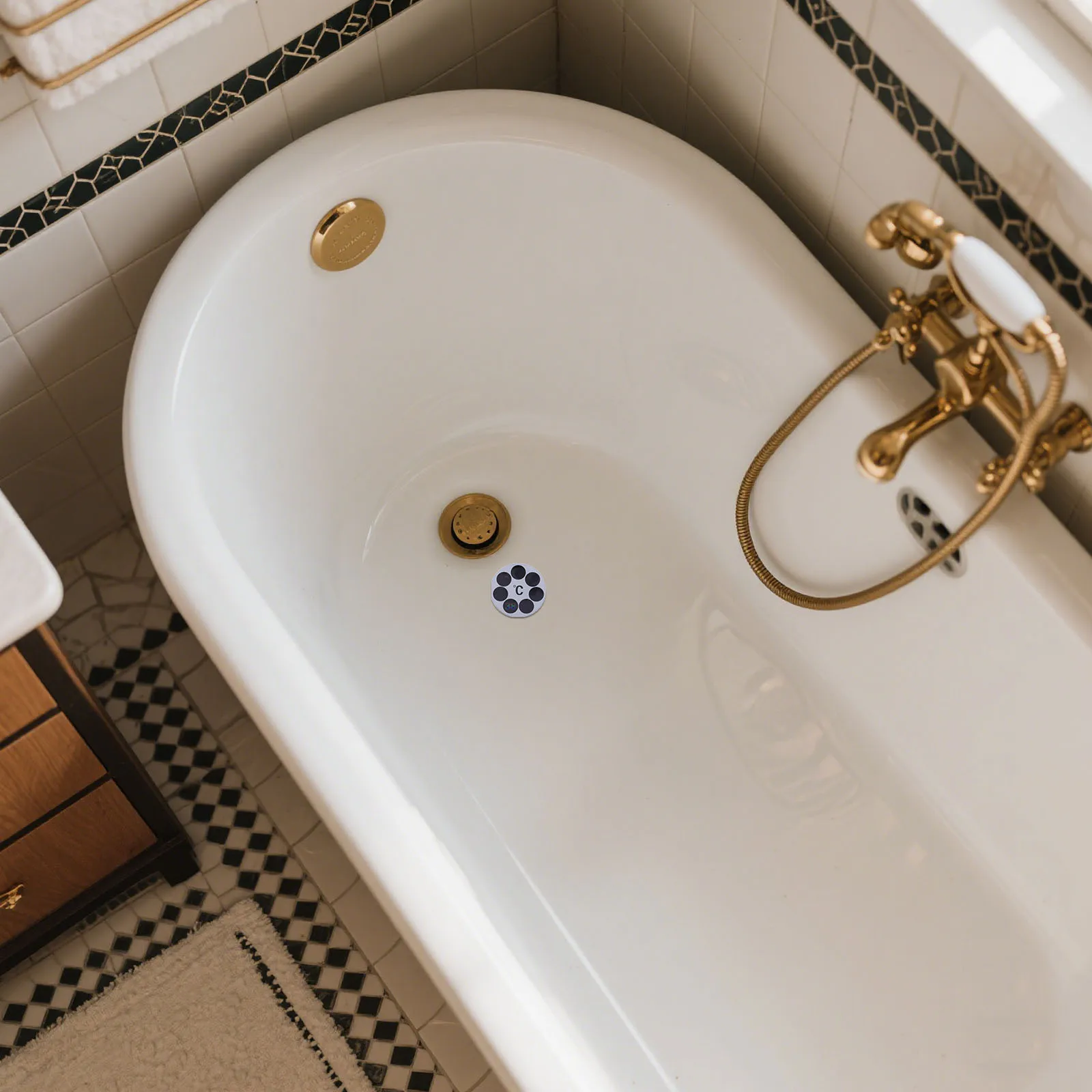 8 шт. наклейок-термометров для ванны для младенцев, 30-42°C ℃ Самоклеящийся датчик температуры воды для детской ванночки, душа, аквариума, круглый, для детей
8 шт. наклейок-термометров для ванны для младенцев, 30-42°C ℃ Самоклеящийся датчик температуры воды для детской ванночки, душа, аквариума, круглый, для детей