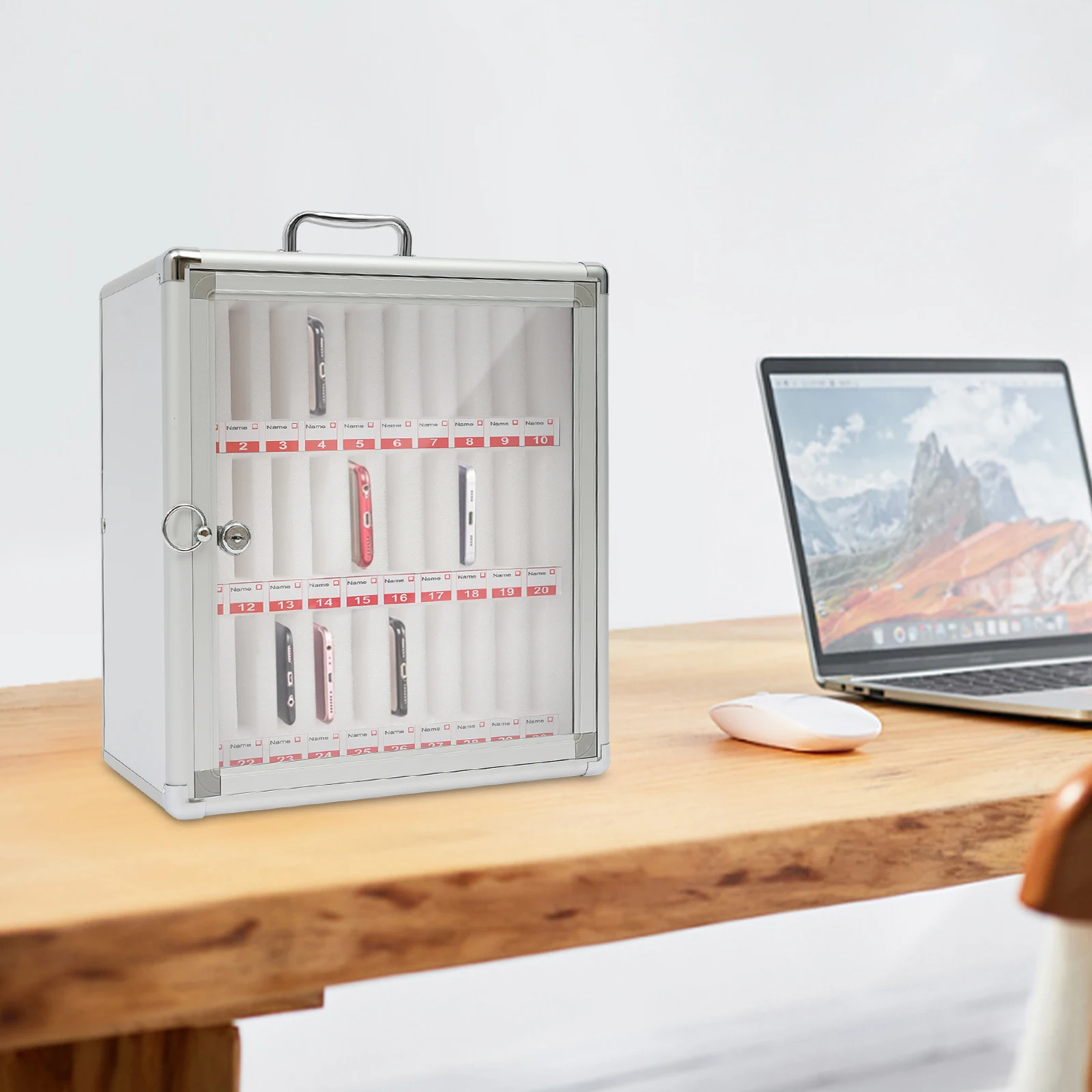 Серебристый современный шкаф для хранения сотового телефона, отдельно стоящая и удобная ручка для переноски для мелких ценностей, многослойное защитное хранилище
Серебристый современный шкаф для хранения сотового телефона, отдельно стоящая и удобная ручка для переноски для мелких ценностей, многослойное защитное хранилище