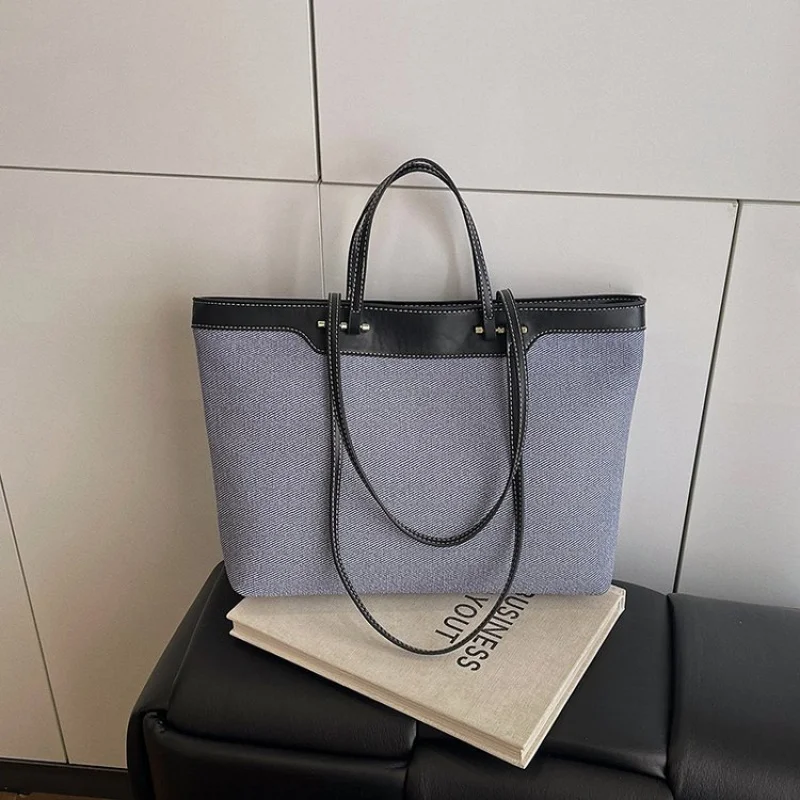 2025 New High-end Ladies Leather Crossbody Bag Luxury Brand Famous Designer Elegant Paris
2025 New High-end Ladies Leather Crossbody Bag Luxury Brand Famous Designer Elegant Paris